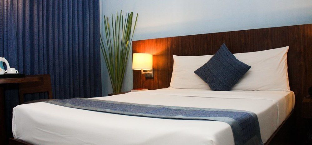 Manila Grand Opera Hotel מראה חיצוני תמונה